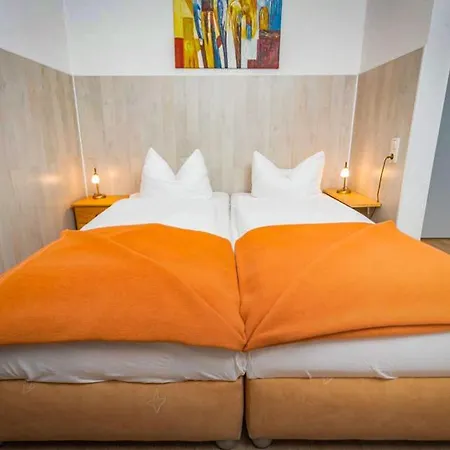 H&h Studio-apartment Im Stadtteil Ostseeviertel Jedes Mit Kuechenzeilen - Fahrstuhl Und 24h Check In Apartment Greifswald