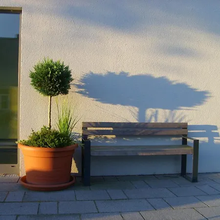H&h Studio-apartment Im Stadtteil Ostseeviertel Jedes Mit Kuechenzeilen - Fahrstuhl Und 24h Check In Apartment *